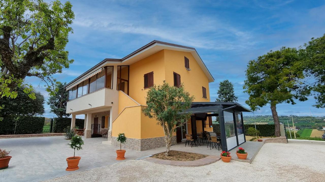 Casale Ermo Colle Bed & Breakfast